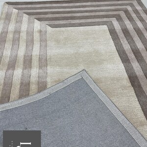 Modern Concentric Rectangular Pattern Tufted Rug in Beige and Brown Tones image 8