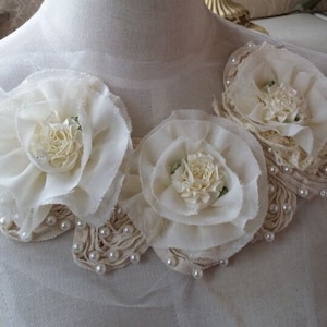 Pearl Beaded Chiffon Appliques Satin Flowers Appliques With Rhinestone For DIY Dress Shirt Collar 1 pcs
