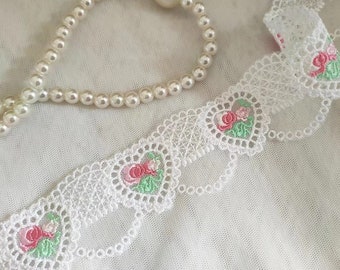 3 Yards Lace Trim Exquisite Hearts Flowers Venice Lace Trim 1.37 Inches Wide High Quality For Necklace Supplies