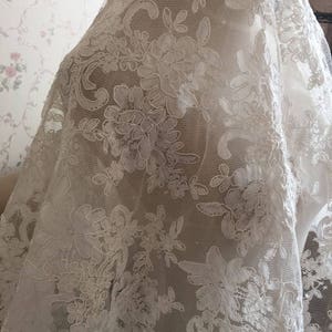 Fabulous Alencon Lace Fabric Luxury Ivory Wedding Lace Embroidered Retro Tulle Lace 51.9 Inches Wide 1 Yard