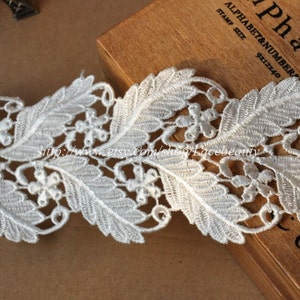 2 yards Off White Venice Lace Trim Retro Leaves Lace 3 Inch Wide