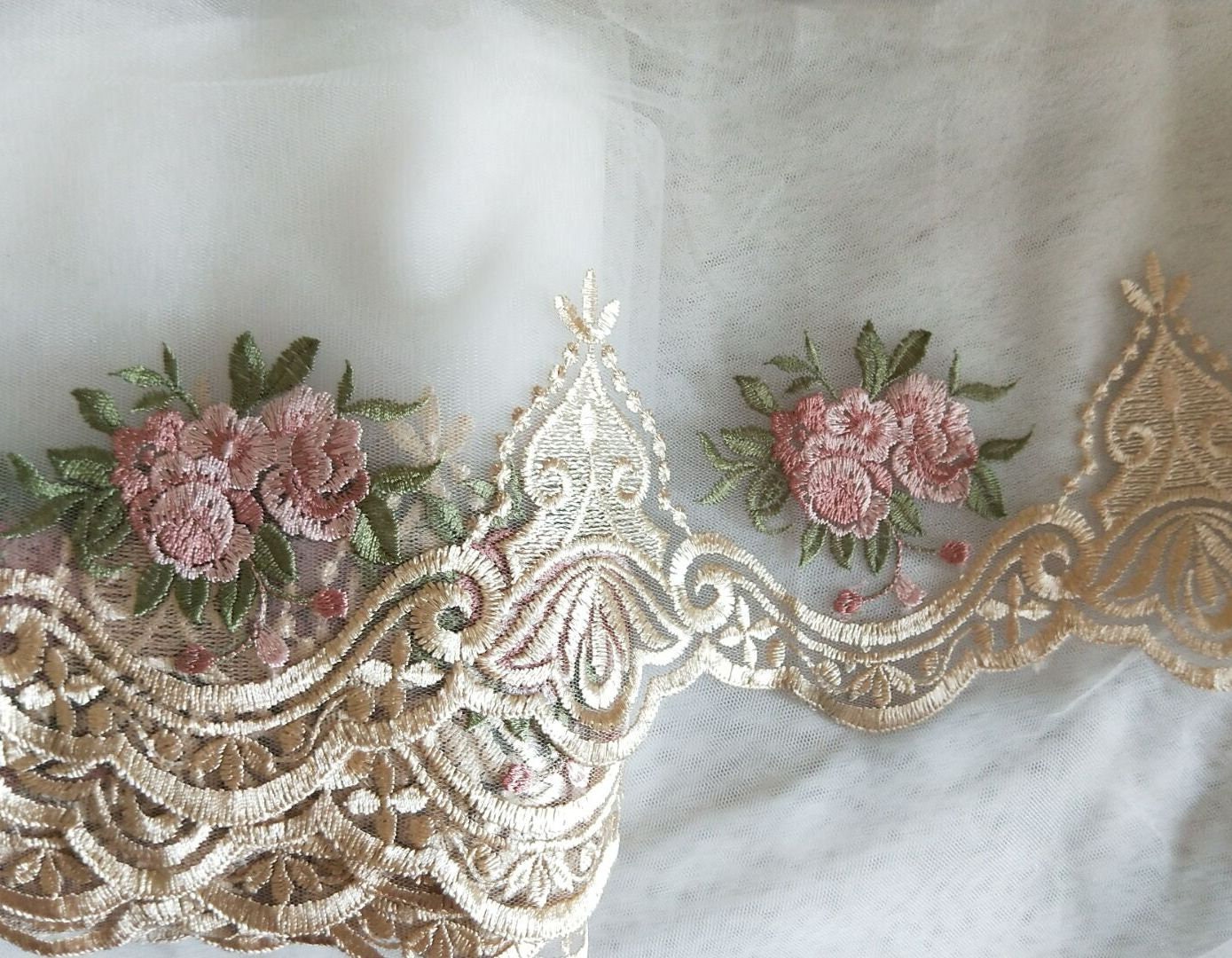 Lace rose gold 18in Gorgeous Gold Tulle Lace Trim Pale Pink Roses Embroidered  main image 4
