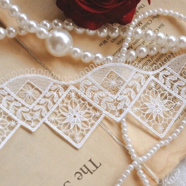 Milk White Venice Lace Trim Lovely Eyelash Lace Hollowed Out 1.96 Inches Wide 1.7 yards