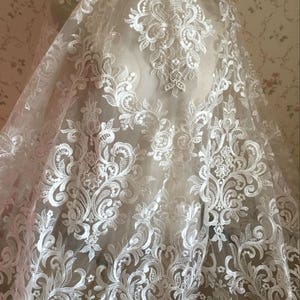Bridal Lace Fabric Ivory Retro Dress Lace New Design Aulic Floral Embroidery Lace fabric For Wedding Dress Fashion Dress High Quality wl 28