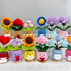 Gehaakte zonnebloemplant, aanmoediging dagelijks positief, verjaardagscadeau voor haar, positief bureaudecor, gehaakte vergeet-mij-niet-potplant