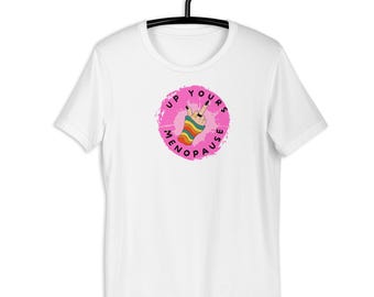 女性用おもしろ更年期Tシャツ | HRTユーモアTシャツ | ホットフラッシュ中年期危機Tシャツ | 更年期ギフト | レトロフェミニストグラフィックTシャツ