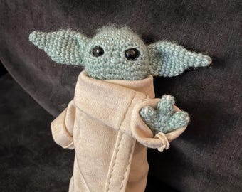 Grogu Crochet Pattern: Baby Alien Amigurumi Doll (PDF Download) - Poseable Star Wars Plush