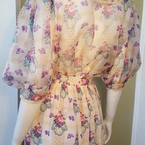 Oscar de la Renta Miss O Silk Blouse & Skirt Set Vintage 80s Floral Print Lace Trim Ruffle Neck Puff Sleeves Lillie Rubin XS image 7