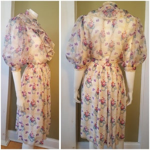 Oscar de la Renta Miss O Silk Blouse & Skirt Set Vintage 80s Floral Print Lace Trim Ruffle Neck Puff Sleeves Lillie Rubin XS image 4