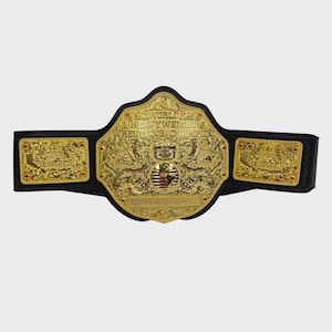 Big Gold World Heavyweight Championship Replica Belt: Hand-Tooled Leather Strap