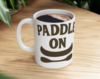 Mug en céramique inspiré de la nature avec motif « Roam Free », cadeau d'aventure, amateur de camping, amateur de café, décoration extérieure, amoureux de la faune