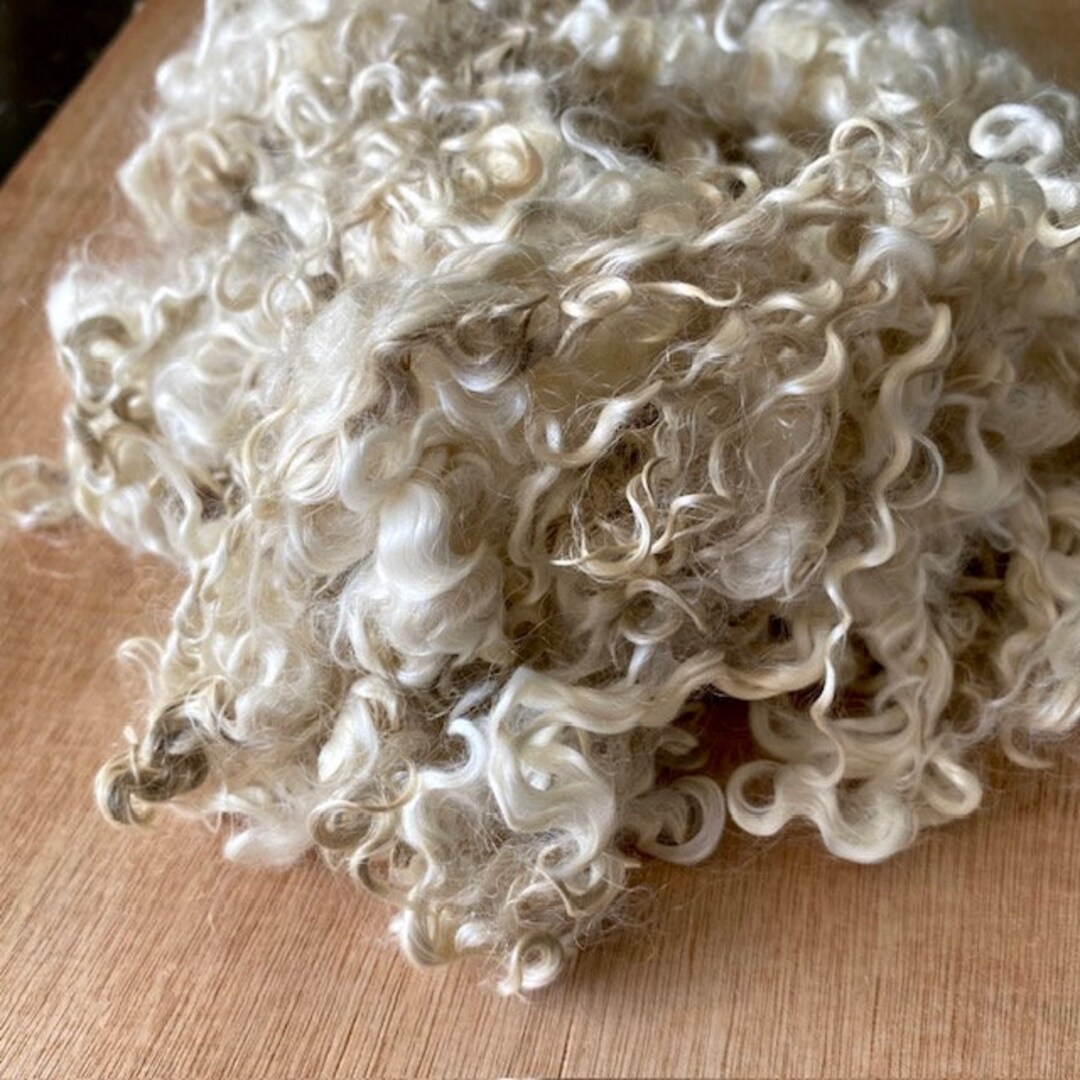 1 Lb Washed White Mohair Locks, Yearling Grade, All Natural, Angora