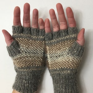 Hand Knit Fingerless Gloves, Natural Colored Local Farm Yarn, Motif Pattern, Adult Size S/M, Wool and Mohair, Natural Fibers image 3