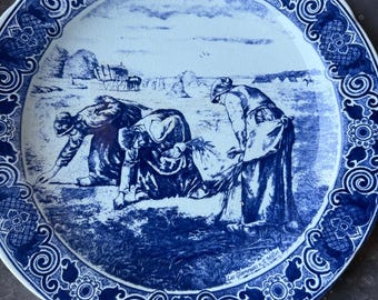 Großer dekorativer Vintage-Teller im Delfter Stil – „Les Glaneuses“ (Millet)