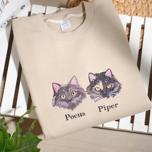 Custom Embroidered Cat Portrait Sweatshirt, Personalized Multiple Cat Face Crewneck, Custom Pet Embroidery Shirt with Names, Cat Mom Gift