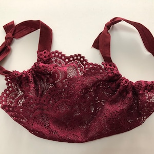 Washable Reusable Matte Lace Airy Face Mask Cover in Wine