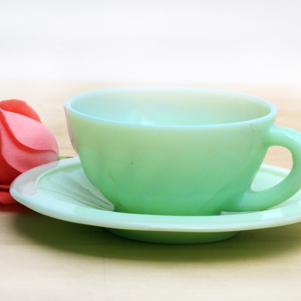 Rare model 1960's Jadeite Cup, coffee cup and saucer or tea cup, Twisted jadeite glass, jadite, jade green