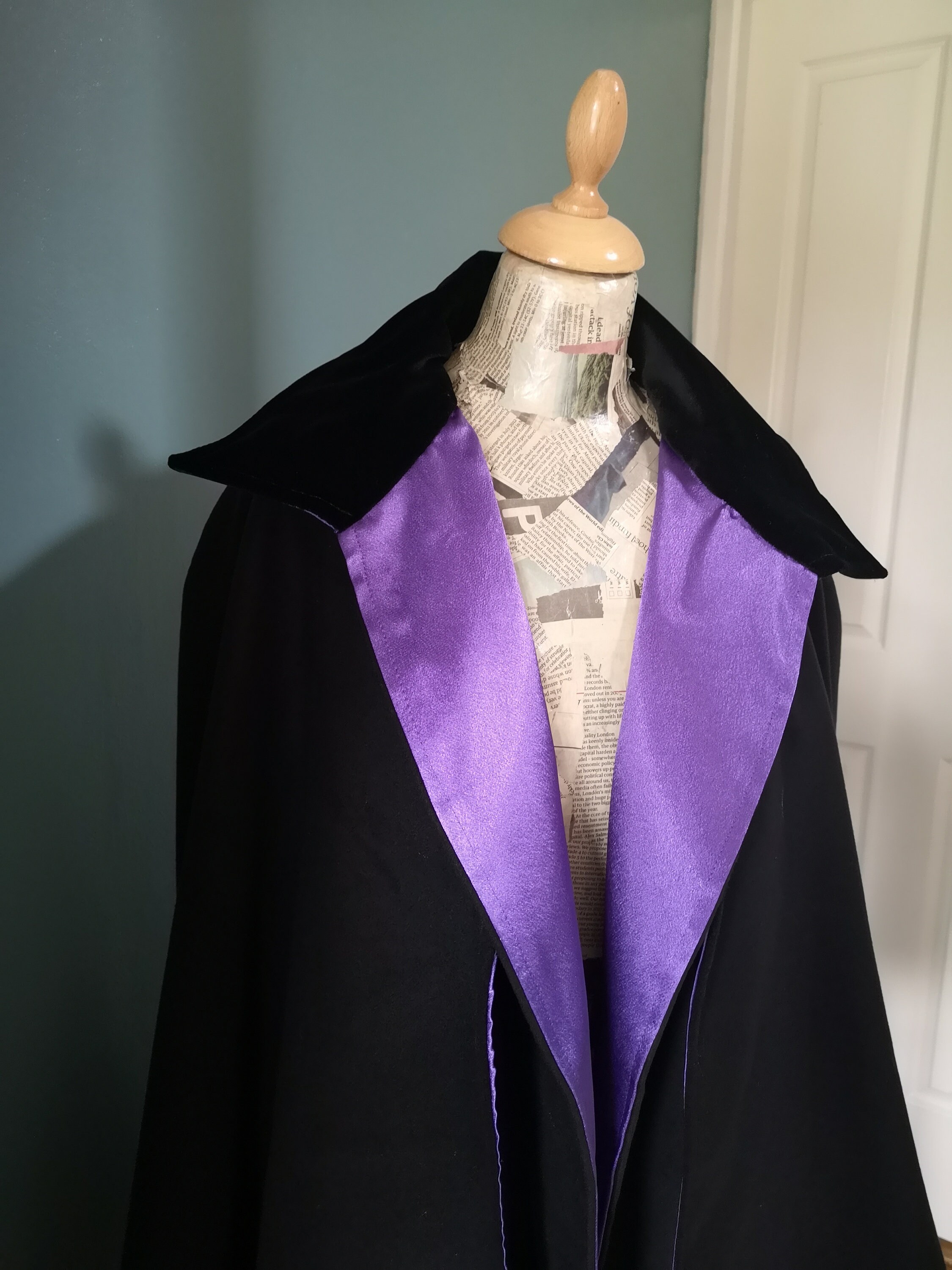 15% OFF Dr Who Jon Pertwee Inverness/ulster Overcoat in Black - Etsy
