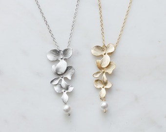 Collana con fiori di orchidea: gioielli di perle per le nozze, regalo per la mamma