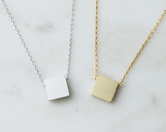 Simple Initial square Necklace, Custom Geometric Square Pendant necklace, Gift for mom, Gift for Friend, Wedding Gift, Gift idea -2164