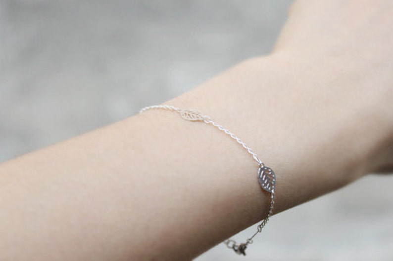 Simple leaf bracelet, Delicate Leaf Chain Bracelet, Layering Bracelet, Gift for mom, Gift for Friend, Wedding Gift, Gift idea S3104 image 5