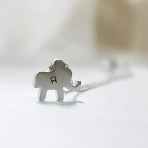 Collar de elefante inicial personalizado, colgante de elefante inicial personalizado, regalo para mamá, regalo para amigo, regalo de boda, idea de regalo - S2091 -3
