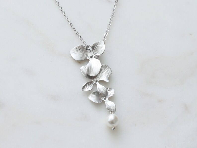 Set di collana di perle e orchidee – Gioielli per damigelle d'onore, regalo di nozze immagine 3