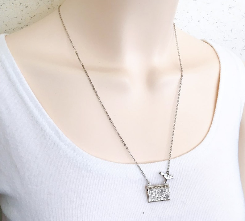 Vintage style message envelope Necklace, Silver Envelope Locket Necklace, Gift for mom, Gift for Friend, Wedding Gift, Gift idea S2196 image 9