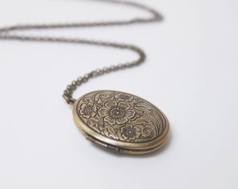 Médaillon ovale personnalisé de style vintage, collier initiale médaillon, médaillon ovale en or, disque initial personnalisé, idée cadeau, cadeau fête des mères -2065