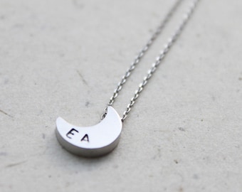 Personalized Crescent Moon Necklace, Initial Charm, Custom Jewelry - S2311