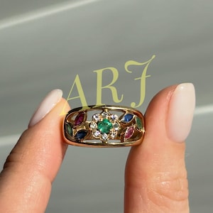 Vintage Emerald Flower Ring, Multi Gemstone Band Ring, Floral Emerald Ring, Art Deco Gold Ring, Unique Statement Ring, Anniversary Gift