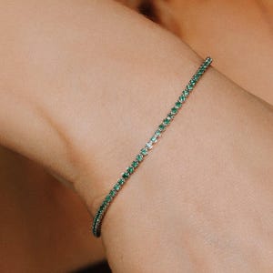 Emerald Green Tennis Bracelet, Minimalist Silver Crystal Bracelet, Dainty Gemstone Jewelry, Elegant Stackable Bracelet, Gift for Her