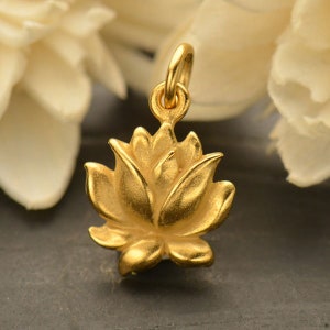 Lotus Anhänger 24Kt Vergoldetes Sterlingsilber Mittel 17 x 10 mm - 1 Stück Großhandelspreis (10339) / 1