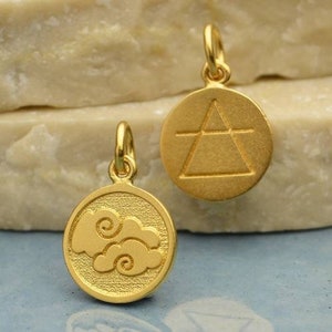 エアアンドクラウドシンボル 24Kt ゴールドメッキ スターリングシルバー 16.5x10.3 mm - 1個 卸売価格 (13110)/1