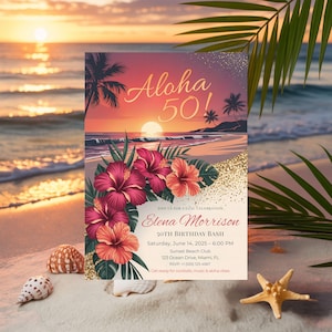 Può includere: Un invito a tema spiaggia per un 50° compleanno. Il design presenta un tramonto sull'oceano, palme e fiori di ibisco. L'invito include il testo "Aloha 50!" e i dettagli dell'evento: data, ora, luogo e RSVP.