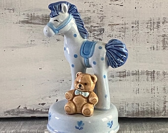 Vintage Small Wind Up Musical Figurine - Japón - Baby Boy