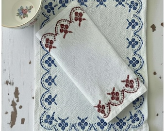 Embroidered Cotton Napkins, Vintage Style Table Linens, Set of 4