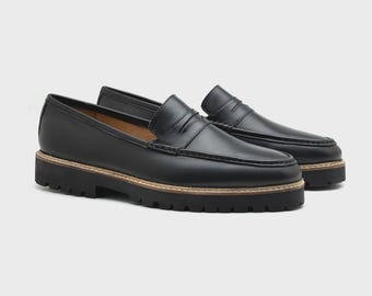 Mocasines de piel negra hechos a mano: Zapatos de vestir para hombre con suela gruesa
