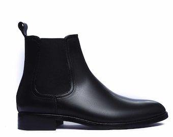 Botines Chelsea de cuero hechos a mano: elegantes botines negros para hombre.