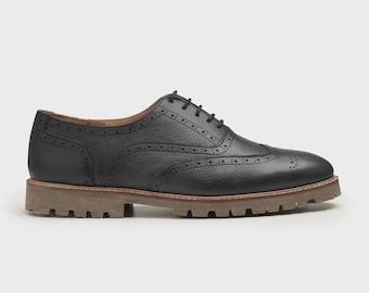 Handmade Men’s Black Leather Brogue Shoes: Rugged Oxford Dress Shoes