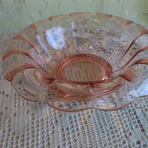 Bowl, Pink, Glass, Rolled Edge, Berry Bowl, Serving Bowl Scalloped