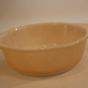 Fire King, Casserole, Bowl, Fireking, Peach, Lustre, Lusterware, Swirl, Oven Ware, 1.5 quart