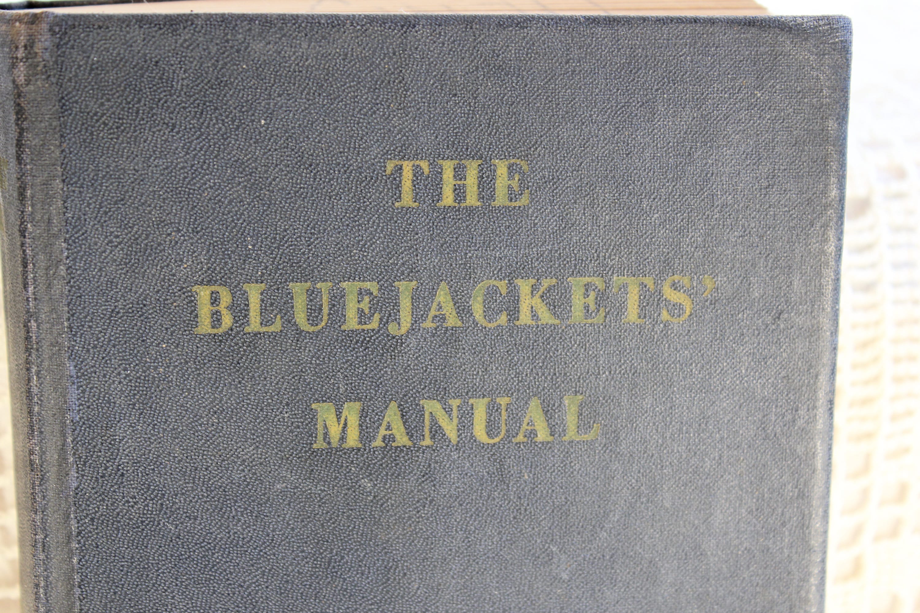 洋書 The Bluejackets' Manual 17th edition Bluejackets Manual 20: Bill Wedertz: 9780870211126: Amazon