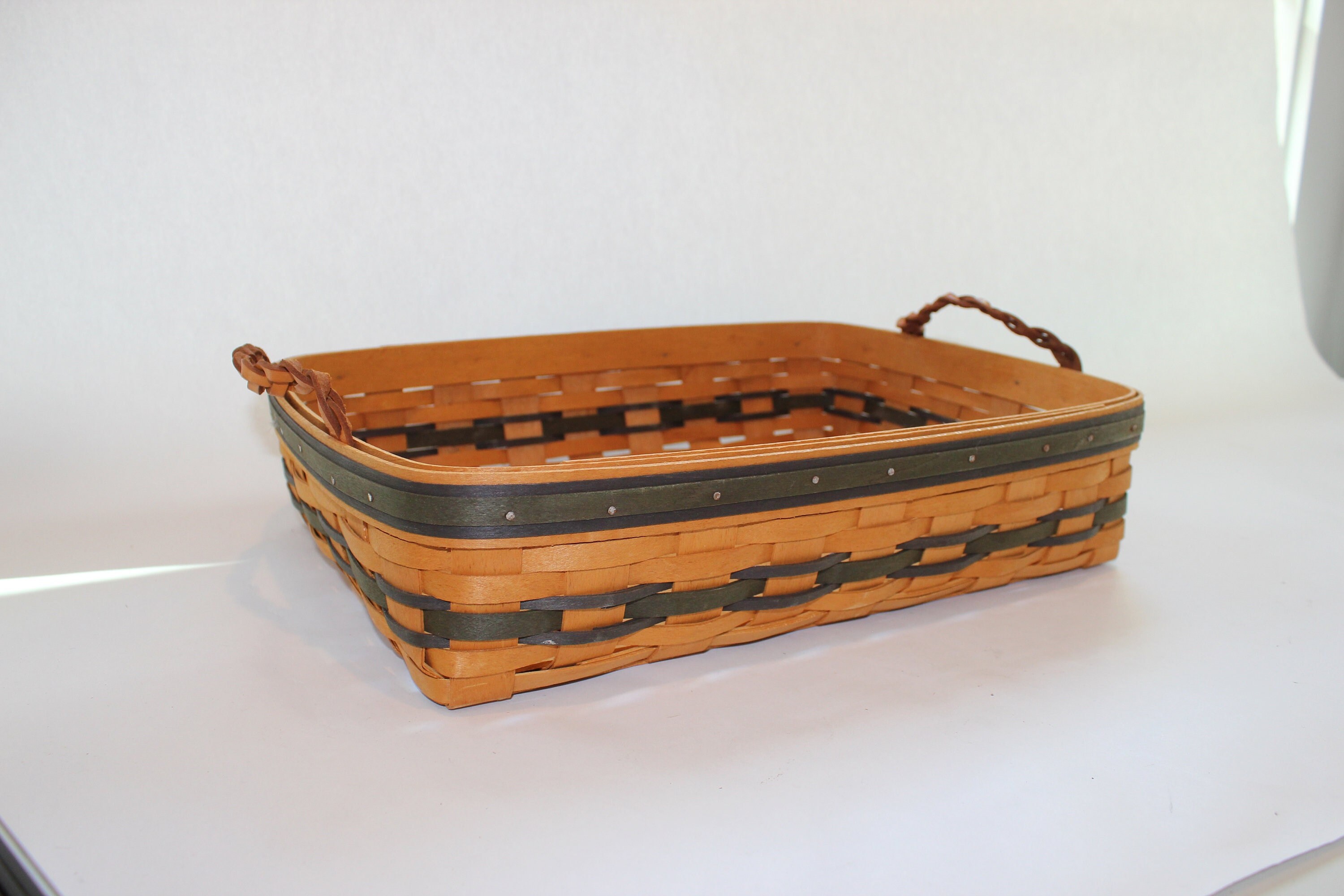 Longaberger basket Collector's Club Serving Tray Challenge the lowest price