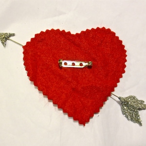 Cupid's Arrow Silver Heart Valentine Pin Holiday image 3