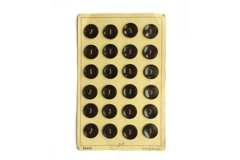 17mm 24 Charcoal Grey Antique French Card Plastic Buttons