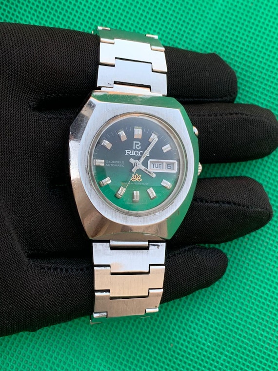 Vintage Ricoh AUTOMATIC 21 JEWELS Wristwatch Bi Color Dial, Made