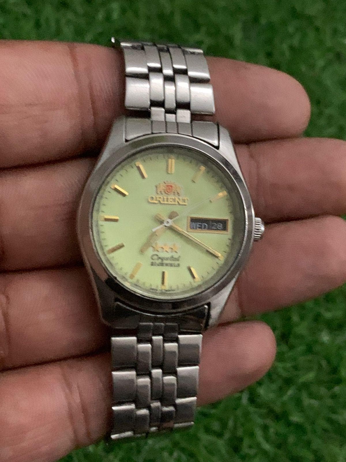 Vintage Orient Automatic Crystal 21 Jewels Watch: Luminous Dial