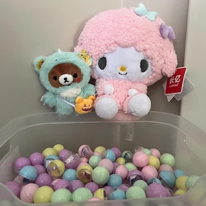 Mystery Capules!
