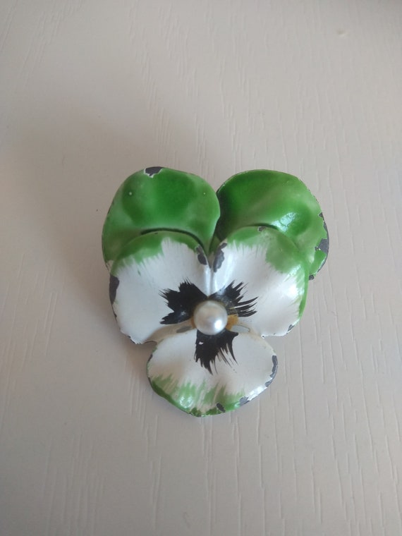Vintage 80s Enamel Pansy Pearl Brooch- Pansy brooc